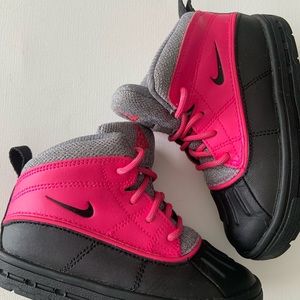 Girl’s Nike Boots